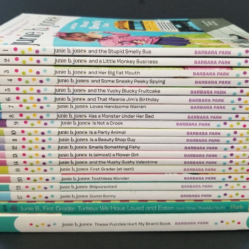 ALMOST COMPLETE SET 20 SCHOLASTIC JUNIE B. JONES BOOKS BARBARA PARK + PUZZLES