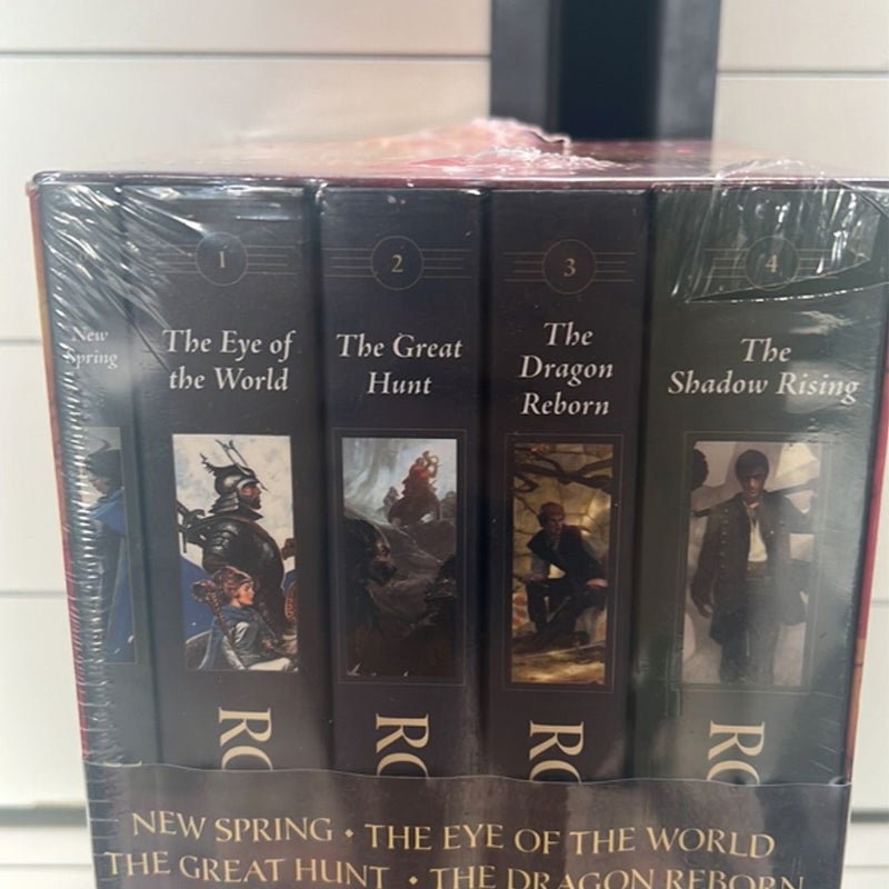 Wheel of Time 0-4 paperback box set