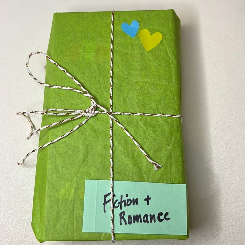 Fiction / Romance Blind Date with a Book