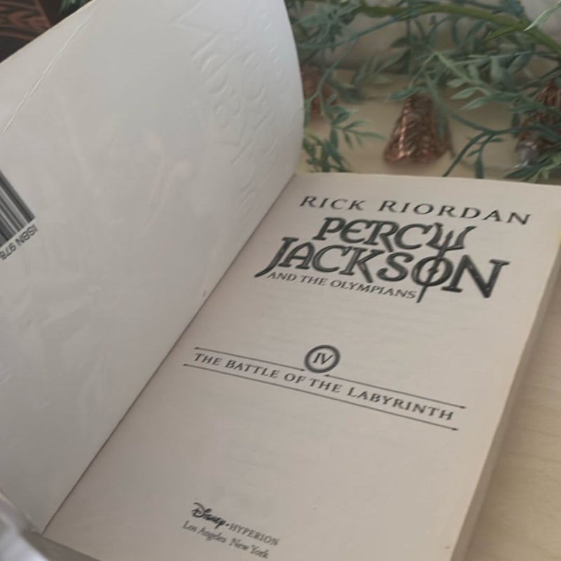 Percy Jackson and the Olympians, Book Four the Battle of the Labyrinth (Percy Jackson and the Olympians, Book Four)