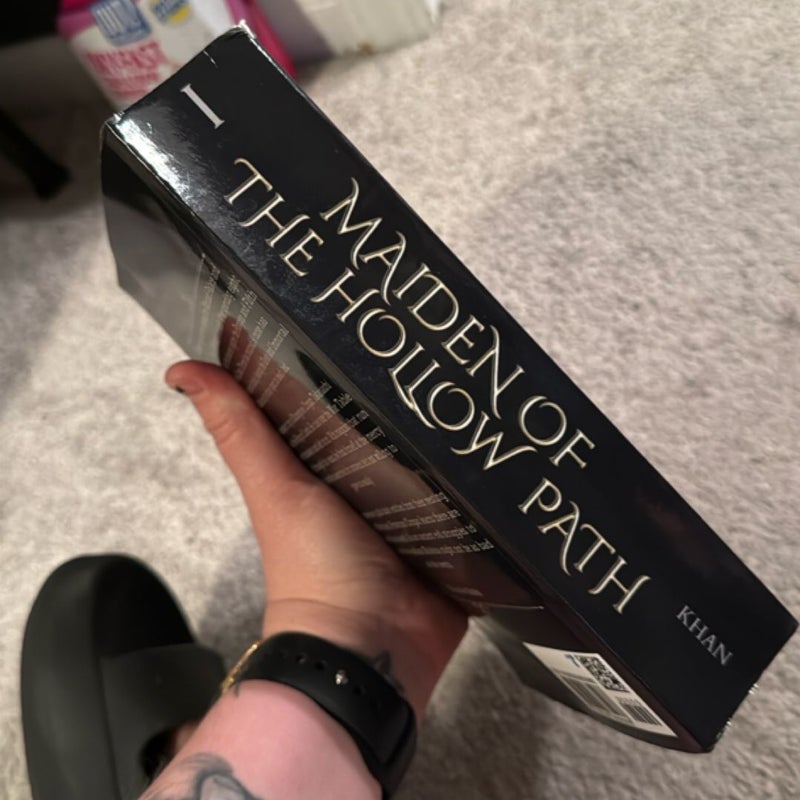 Maiden of the Hollow Path *OOP cover*