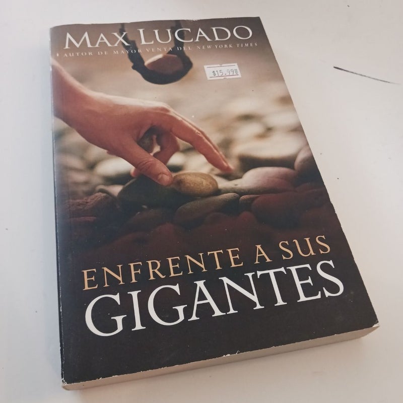 Enfrente a Sus Gigantes