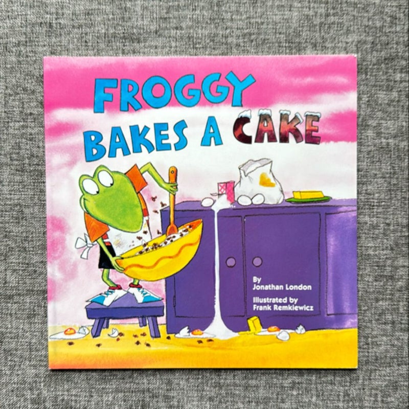 Froggy Bakes a Cake