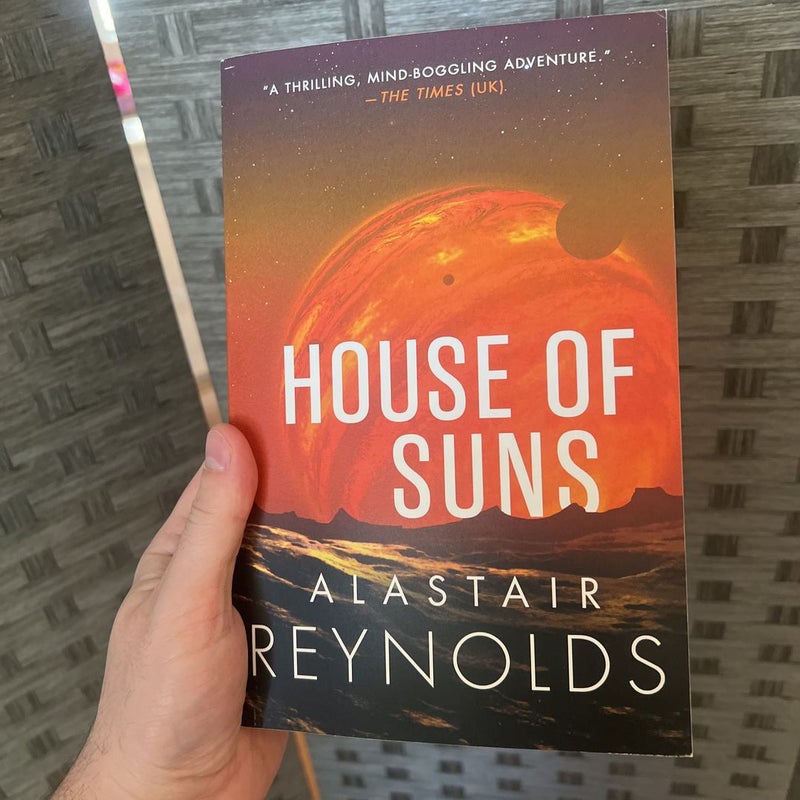 House of Suns by Alastair Reynolds, Paperback