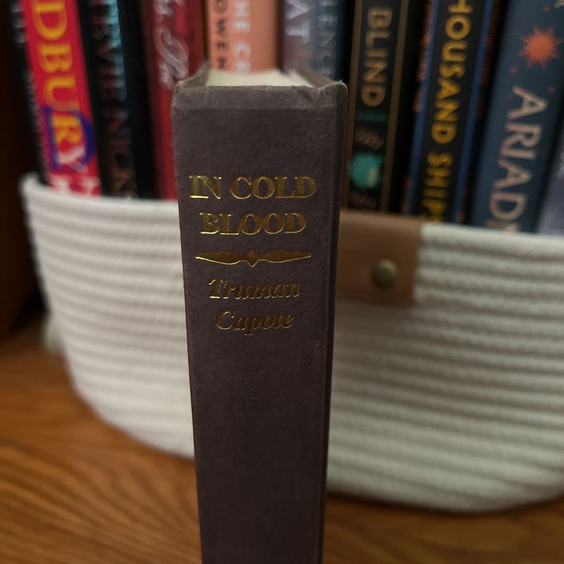 In Cold Blood (Vintage Book Club Edition)