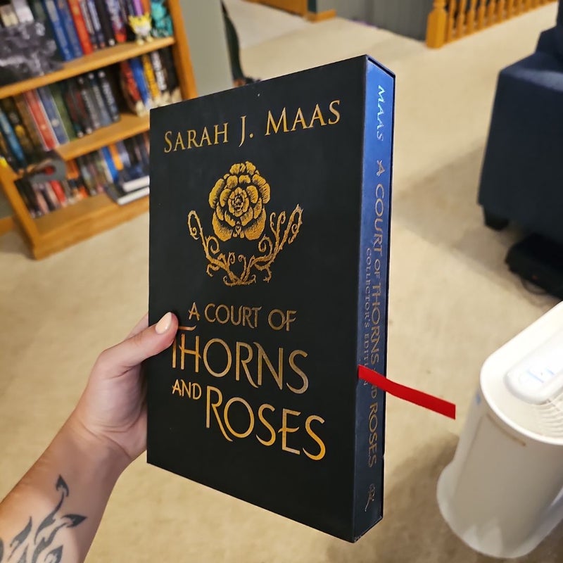 A Court of Thorns and Roses Collector's Edition