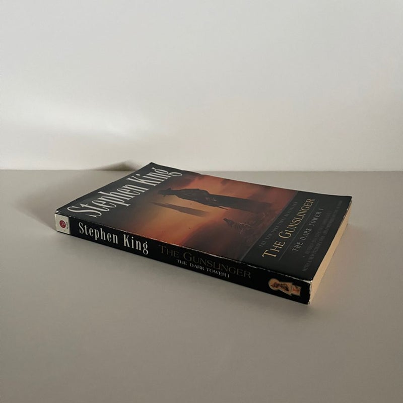 The Gunslinger - Dark Tower Series Book 1 (Trade Paperback) Revised Edition 2003