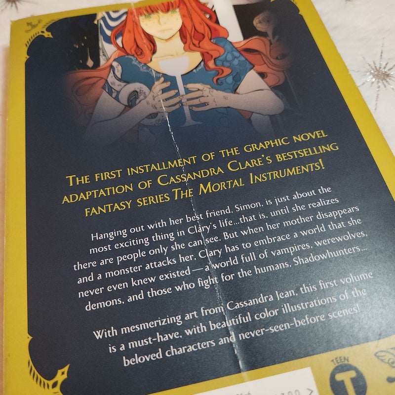 The Mortal Instruments: the Graphic Novel, Vol. 1