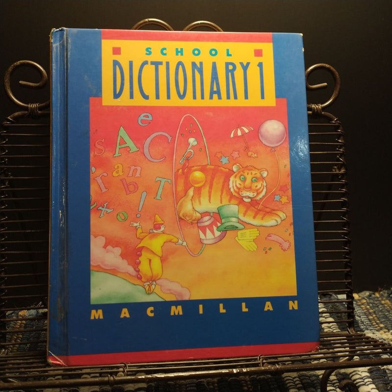 Macmillan School Dictionary