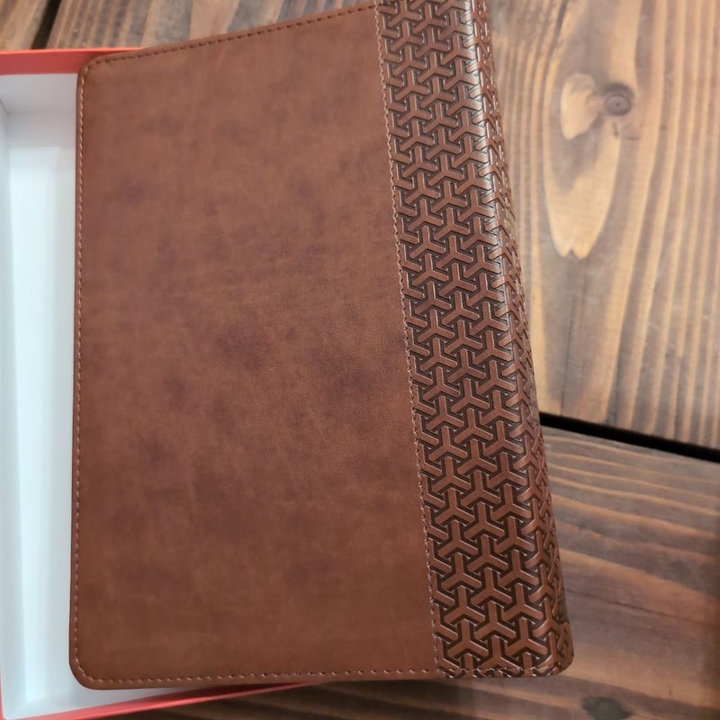 KJV Everyday Study Bible, British Tan LeatherTouch