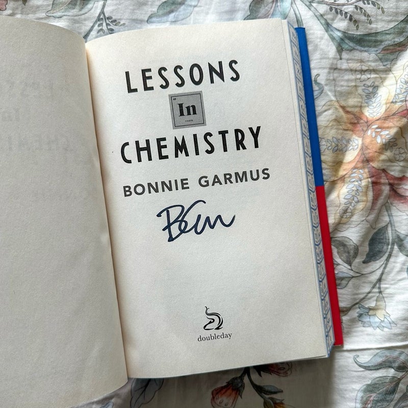 Lessons in Chemistry (Waterstones Signed Exclusive Edition)