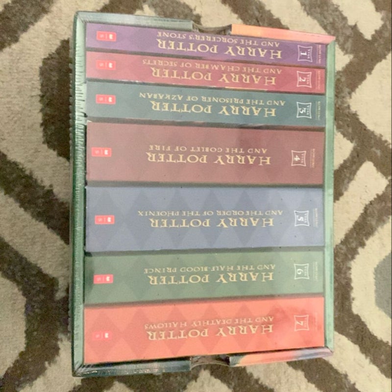 Harry Potter Paperback Boxset #1-7