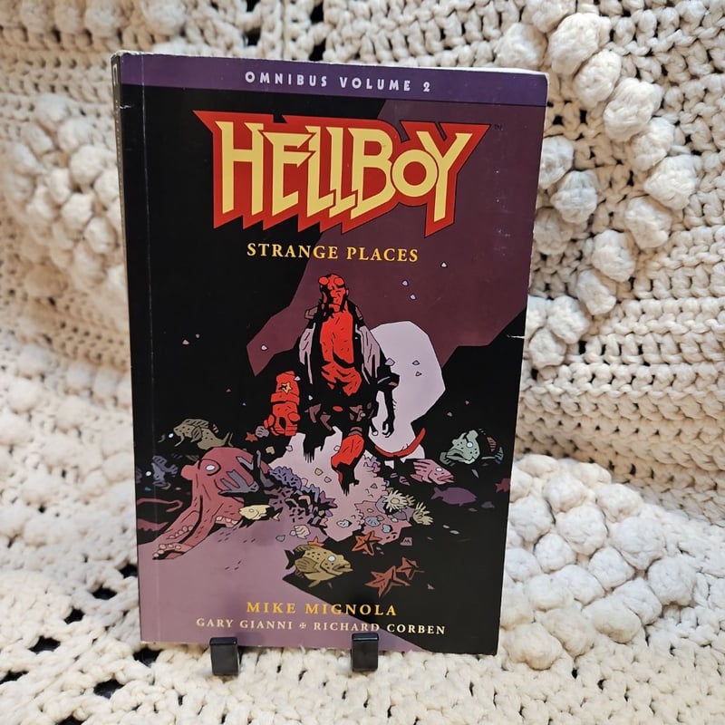 Hellboy Omnibus Volume 2: Strange Places