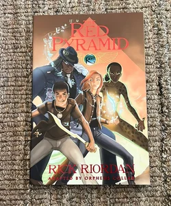 The Red Pyramid: the Graphic Novel (Kane Chronicles, the, Book One)