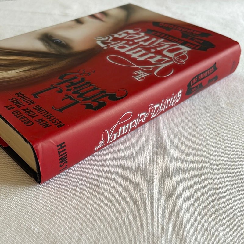The Vampire Diaries: the Hunters: Moonsong EX-LIBRARY BOOK