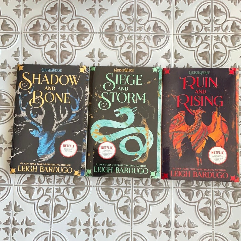 Shadow and Bone Trilogy (Books 1-3)