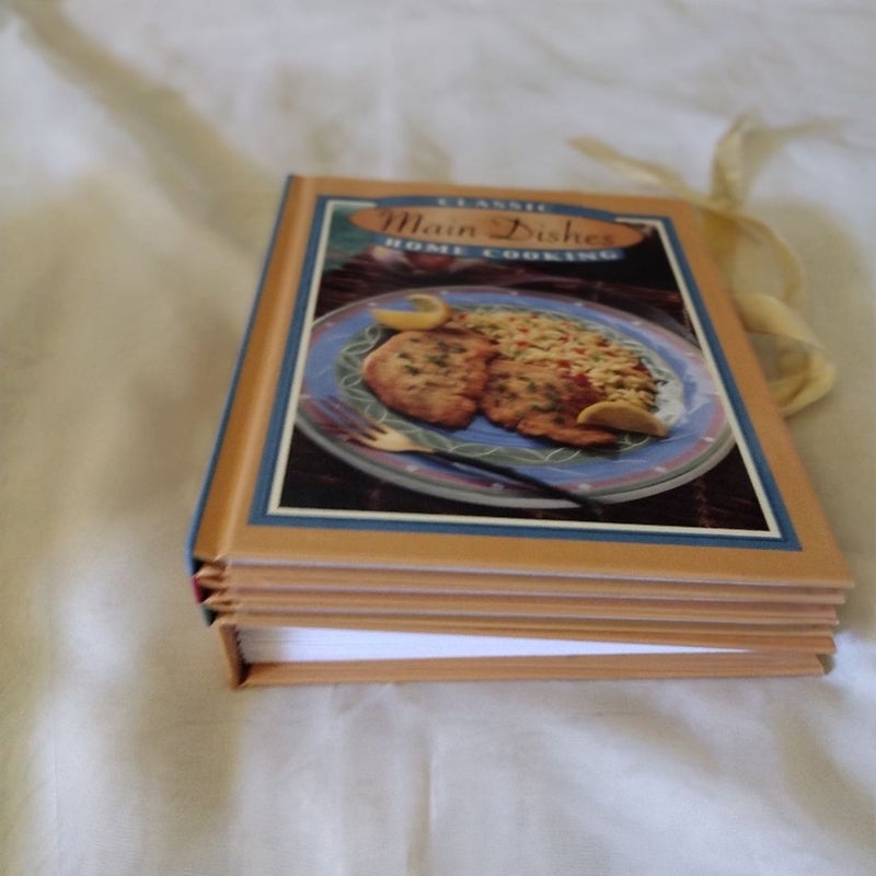 Classic Recipes Hone Cooking Box Set of 4 Books w/Organizer