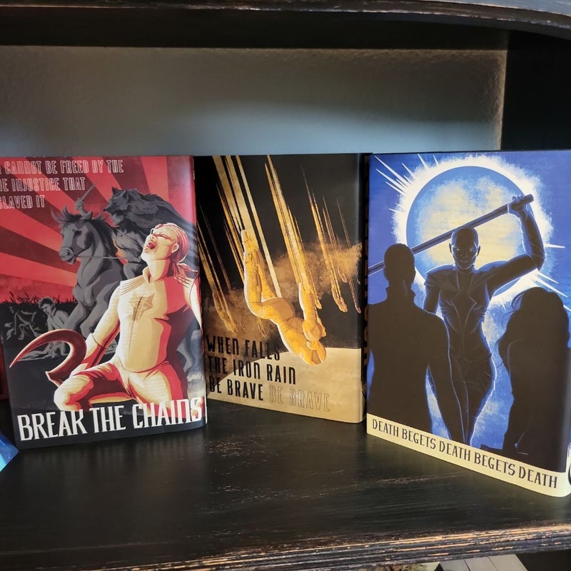 Red Rising 1-6 bundle with art prints!