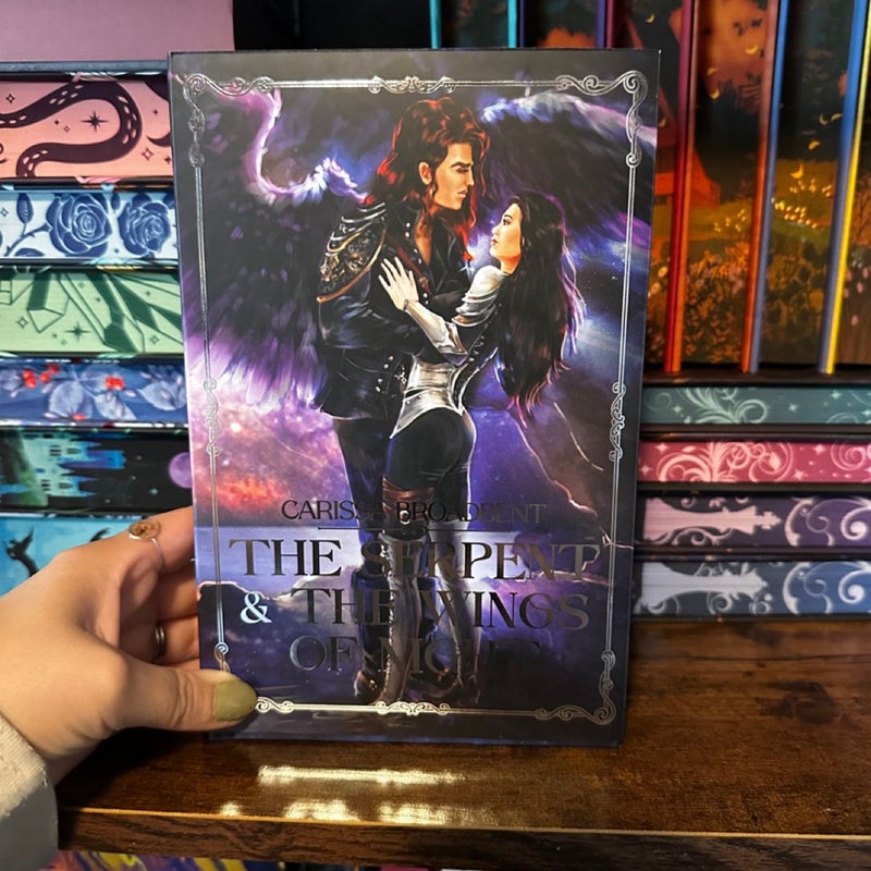 The Serpent & The Wings of Night - Iridescent Fairytales Editiob