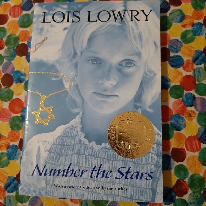 Number the Stars by Lois Lowry, Paperback | Pangobooks