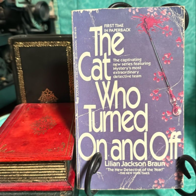 The Cat Who Turned On and Off