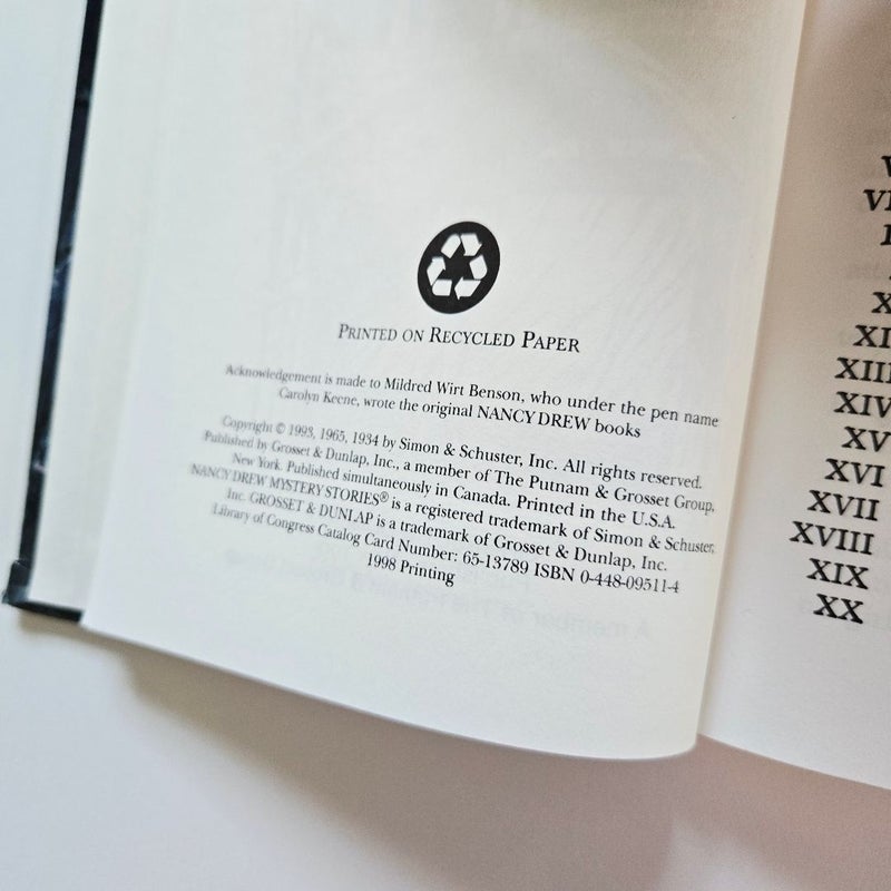 Nancy Drew 11: the Clue of the Broken Locket