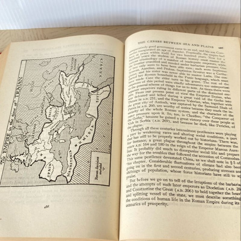 The Outline of History - Complete in One Volume Deluxe Edition 