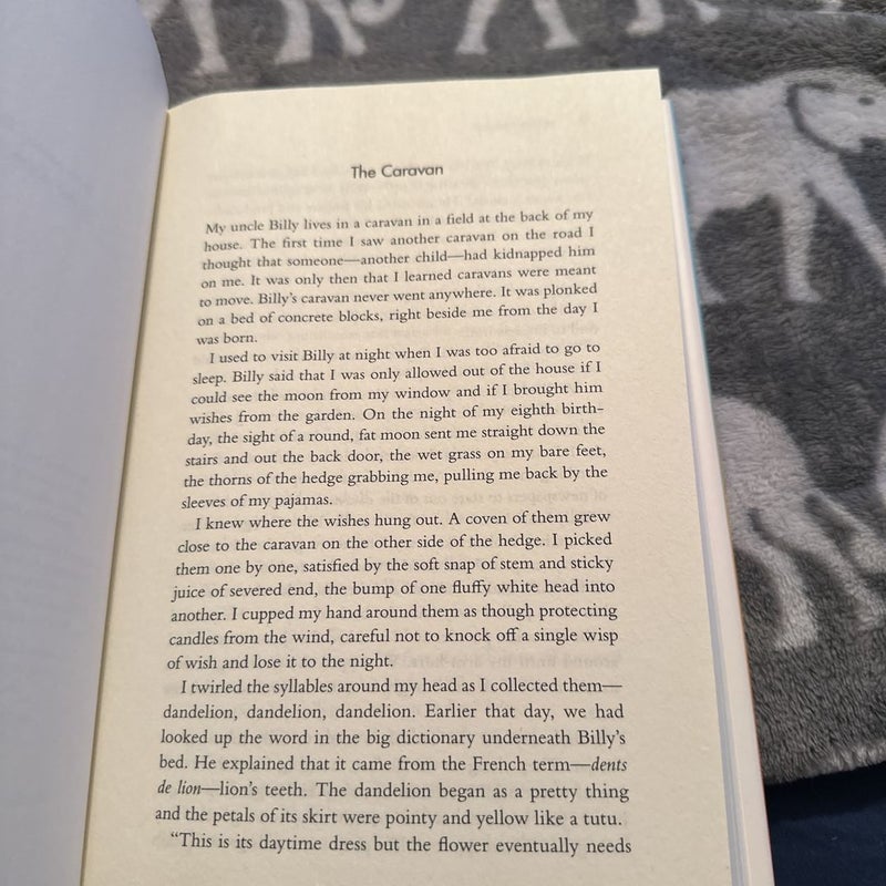 (First US Edition) Snowflake