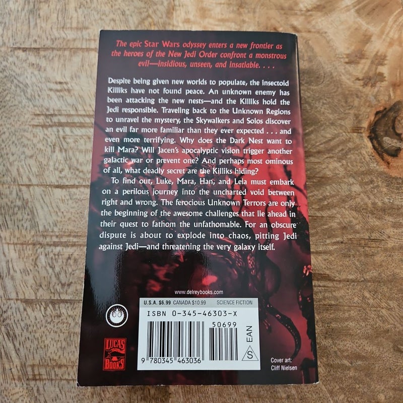 The Unseen Queen: Star Wars Legends (Dark Nest, Book II)