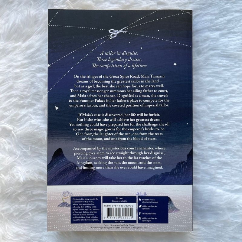 The Blood of Stars Duology - Spin the Dawn and Unravel the Dusk UK Paperback Set