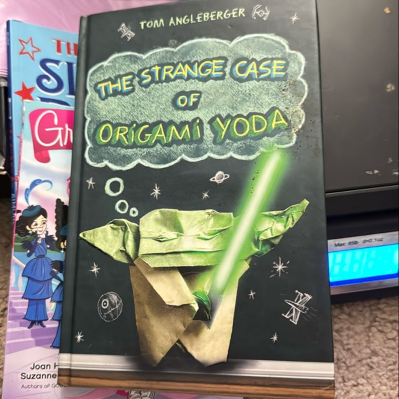 The Strange Case of Origami Yoda (Origami Yoda #1)