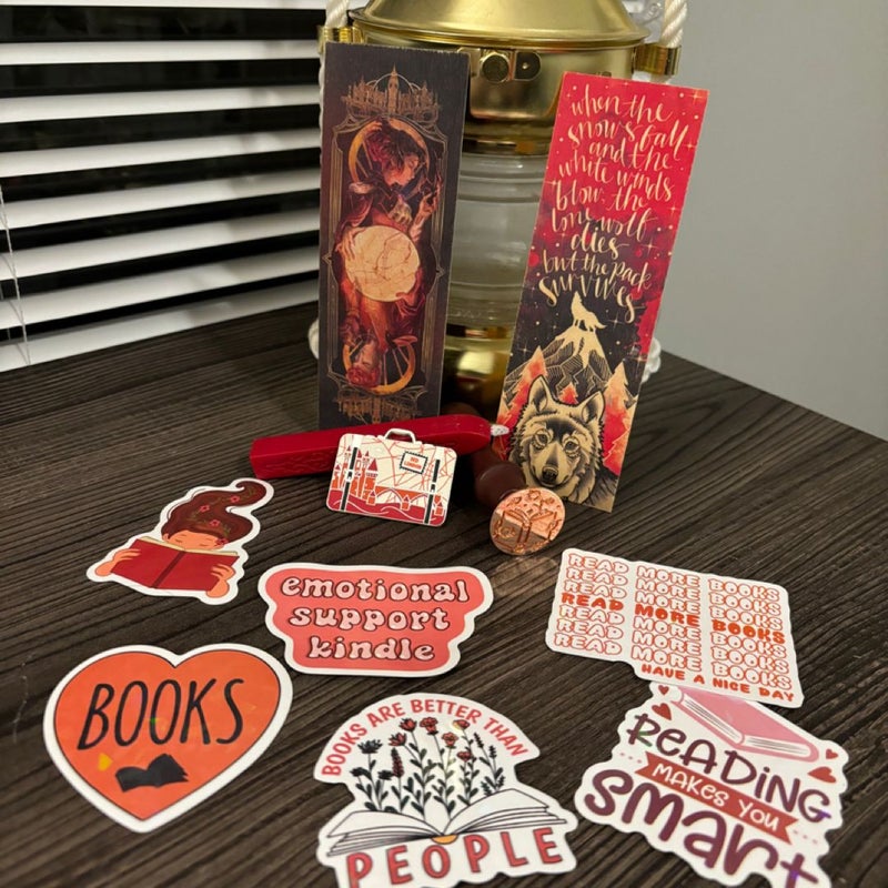 “Red” Themed Bookish Items Bundle ❤️