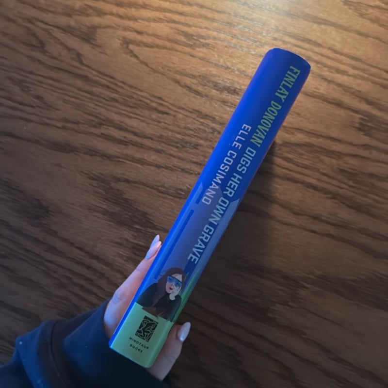 Finlay Donovan Digs Her Own Grave