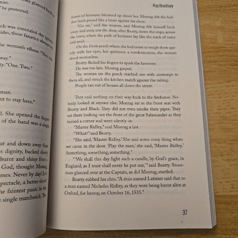 Fahrenheit 451