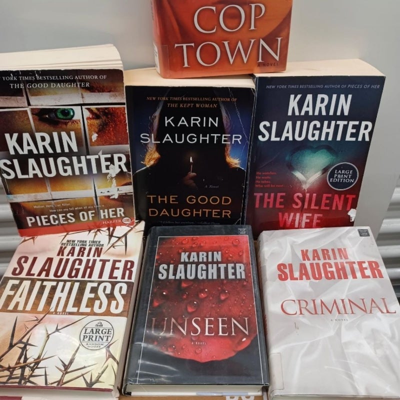 LARGE PRINT karin Slaughter bundle