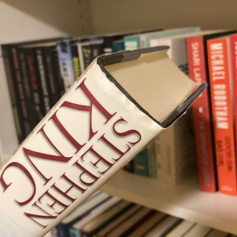 Hearts in Atlantis 1st edition 