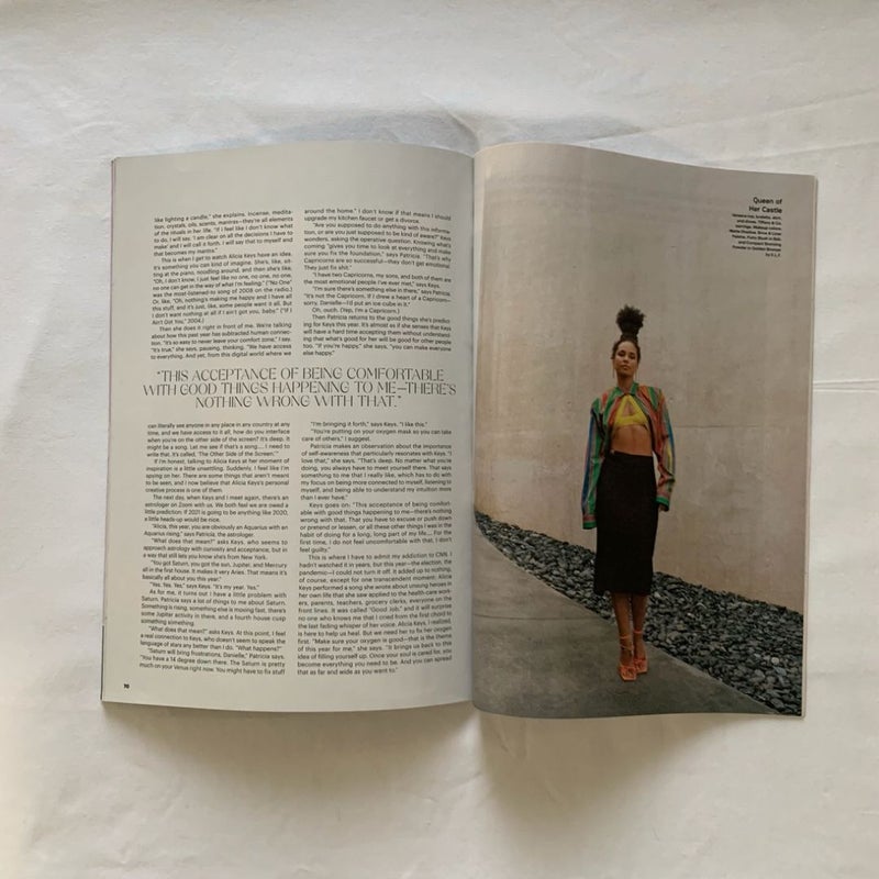 allure Alicia Keys “Skin In The Game” Issue April 2021 Magazine Plus Burberry Her Eau De Parfum Insert