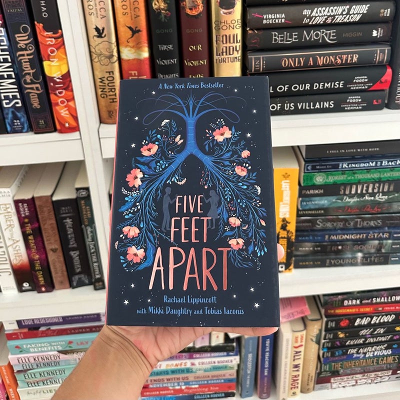 Five Feet Apart by Rachael Lippincott; Mikki Daughtry; Tobias