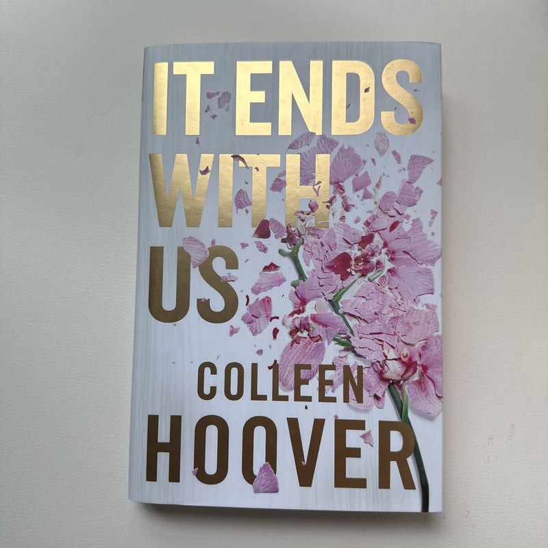 It Ends with Us - Waterstones UK special edition with sprayed edges by  Colleen Hoover, Hardcover