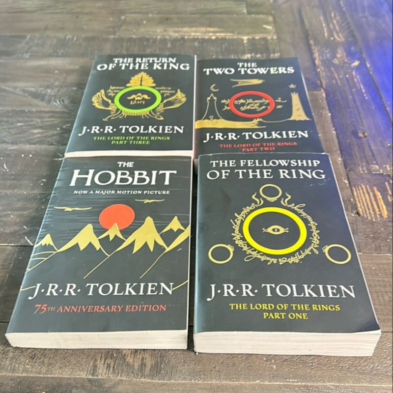  The Hobbit + The Lord Of The Rings Trilogy Matched Mariner Tpbks