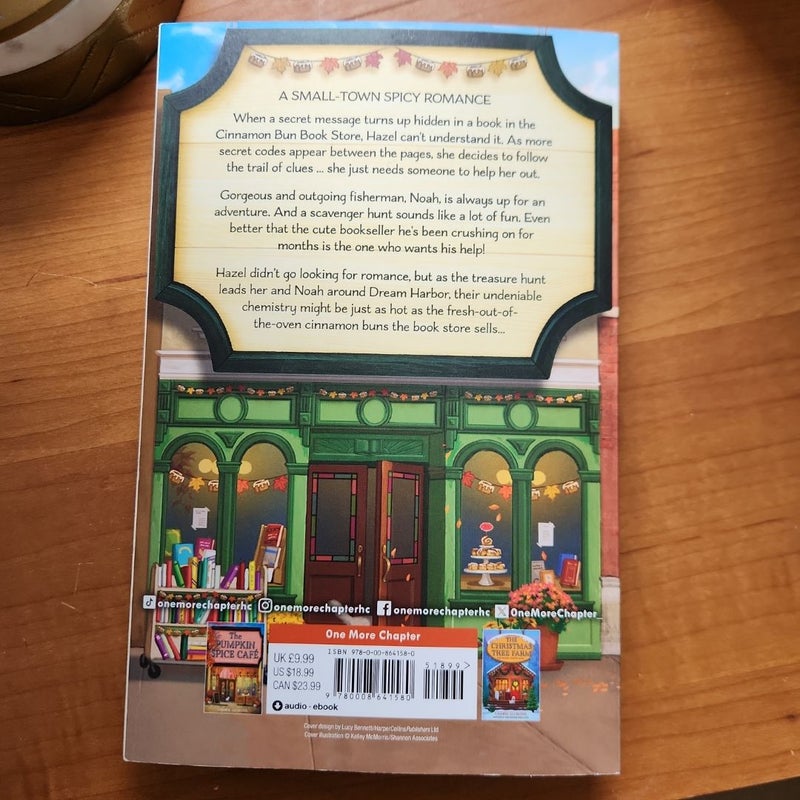 The Cinnamon Bun Book Store (Dream Harbor, Book 2)
