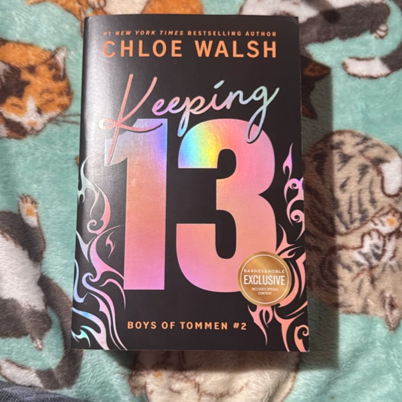 Keeping 13 B&N Exclusive by Chloe Walsh, Paperback | Pangobooks