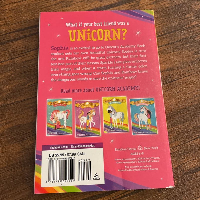 Unicorn Academy #1: Sophia and Rainbow