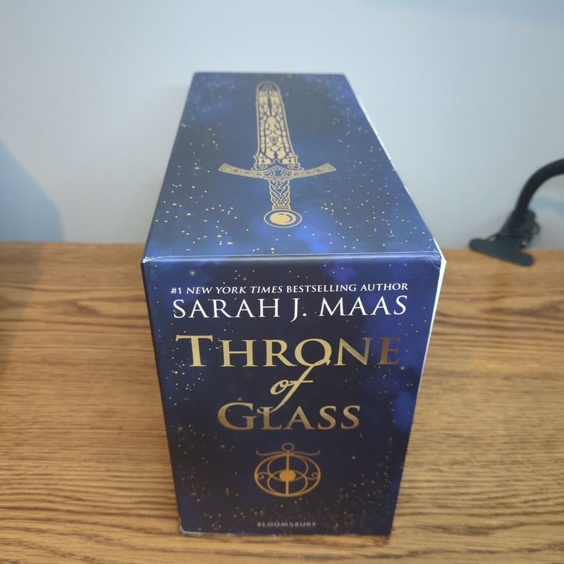 Throne of Glass Paperback Box Set