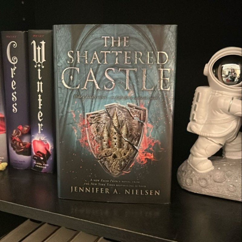 The Shattered Castle (the Ascendance Series, Book 5)