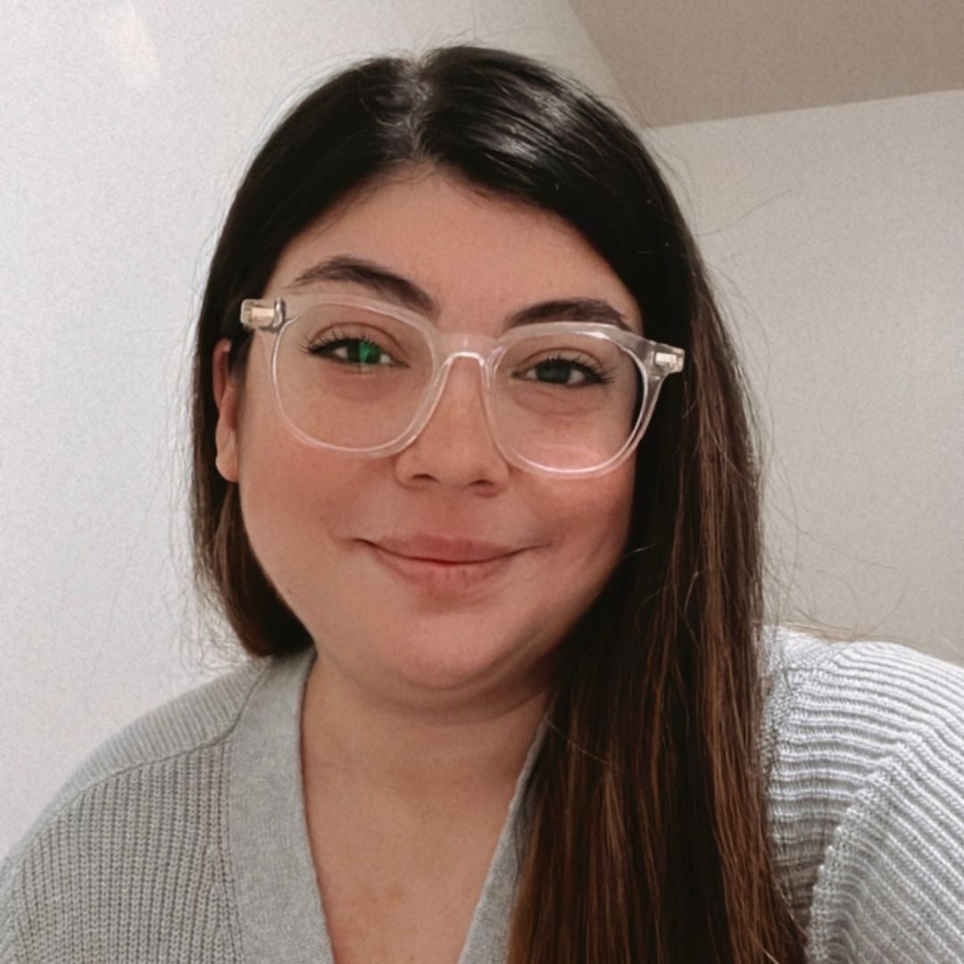 Sabrina’s Bookish Shelf