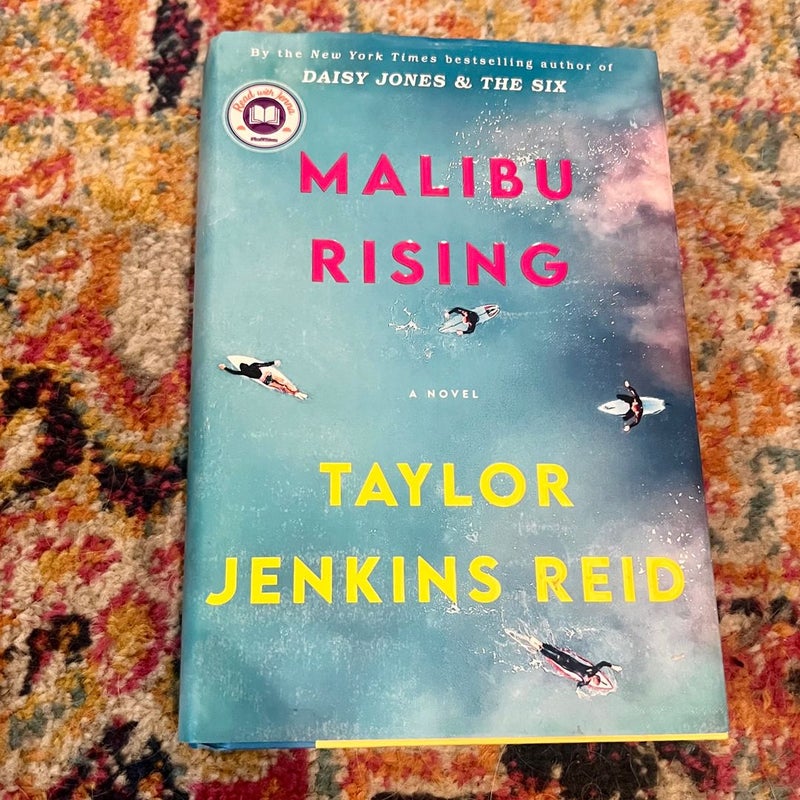 Malibu Rising: A Novel By Taylor Jenkins Reid HC VG