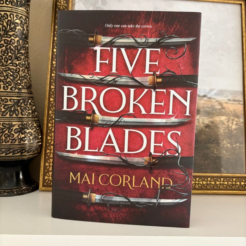 Five Broken Blades (Deluxe Limited Edition)