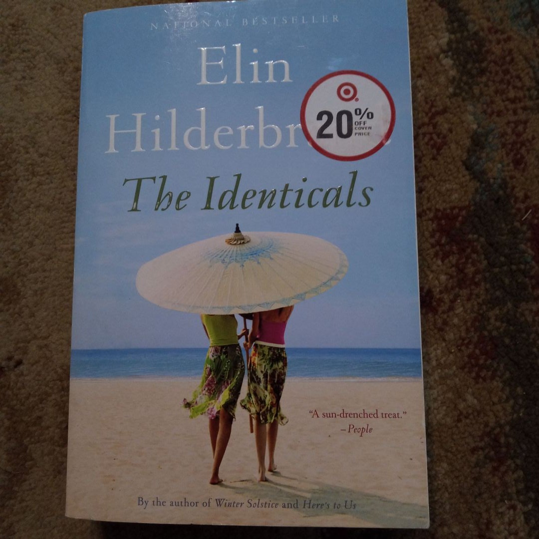 The Identicals by Elin Hilderbrand, Paperback Pangobooks