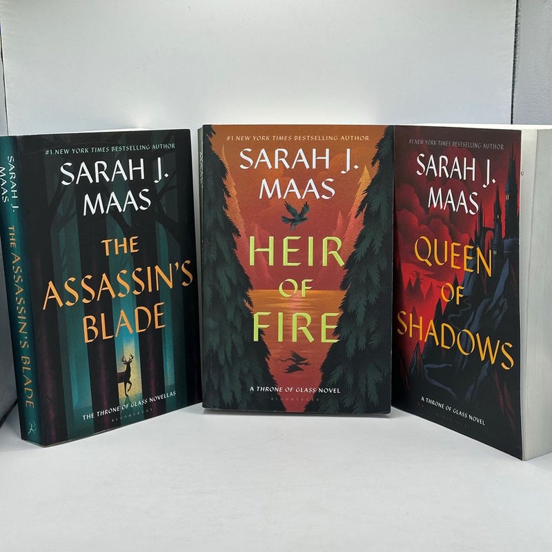 5 A Throne of Glass Novels 